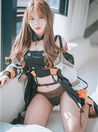 NO.018 Zia DJAWA Photo Overheated K2 (Girls Frontline)(3)